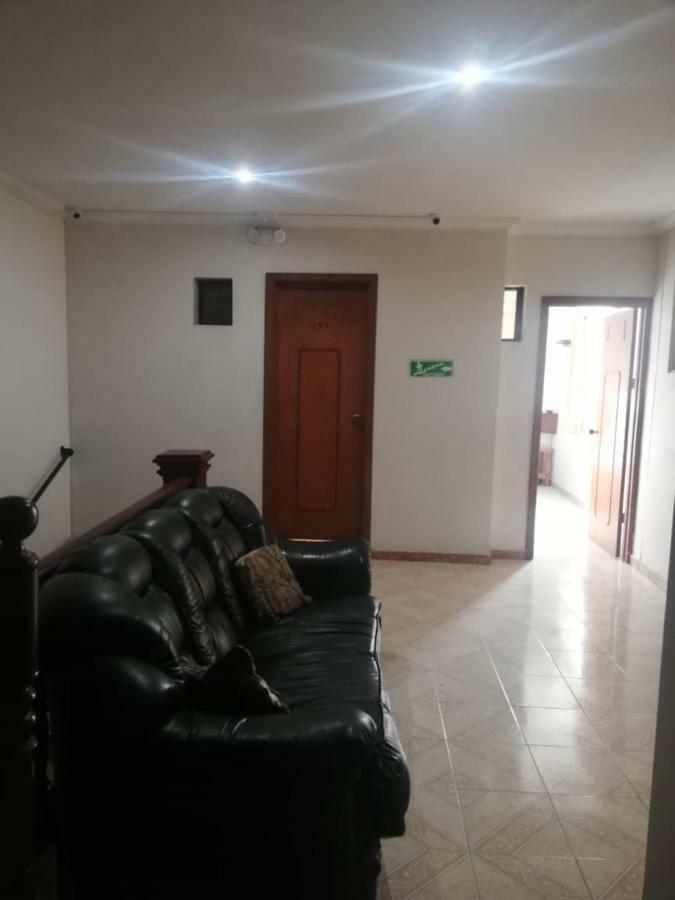 Hospedaje Wicirare Bogota Exterior photo